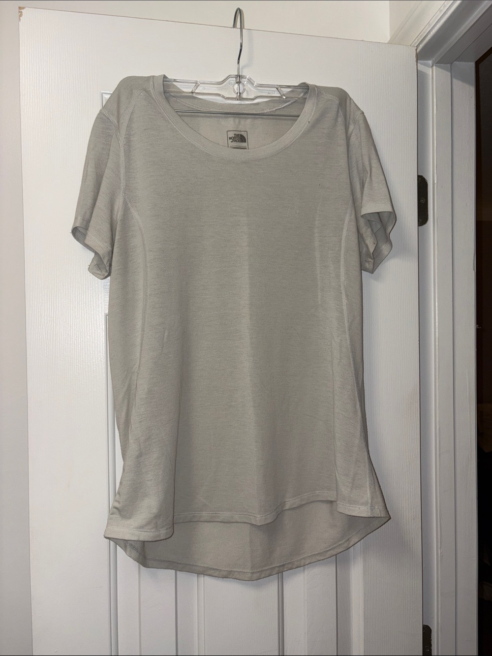 The North Face Women's Light Gray Short Sleeve Crewneck Tee